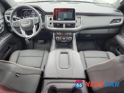 Zdjęcie 8 z 14 samochodu: 2024 GMC YUKON XL C1500 SLT VIN:1GKS1GKDXRR411580 - miniatura