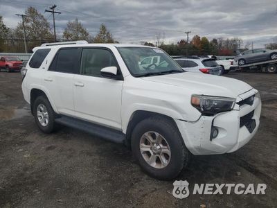 Czwarte zdjęcie samochodu z boku: 2016 TOYOTA 4RUNNER SR5/SR5 PREMIUM VIN:JTEBU5JR8G5309263 - miniatura