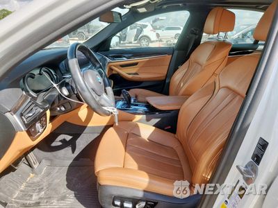 Zdjęcie 7 z 13 samochodu: 2019 BMW 540 XI VIN:WBAJE7C55KWW14156 - miniatura