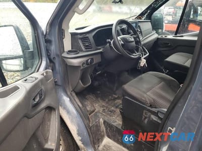Zdjęcie 8 z 13 samochodu: 2020 FORD TRANSIT T-250 - CARGO VAN *** PRIOR FLEET * SOME FUSES MISSING *** VIN:1FTBR3X83LKB04308 - miniatura