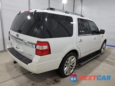 Trzecie zdjęcie samochodu z tyłu: 2016 FORD EXPEDITION XLT VIN:1FMJU1JT3GEF42516 - miniatura