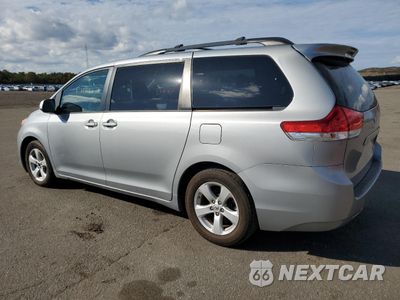 Drugie zdjęcie samochodu z przodu: 2014 TOYOTA SIENNA LE VIN:5TDKK3DC4ES501132 - miniatura