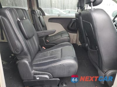 Zdjęcie 11 z 14 samochodu: 2011 CHRYSLER TOWN & COUNTRY TOURING L VIN:2A4RR8DG5BR721873 - miniatura