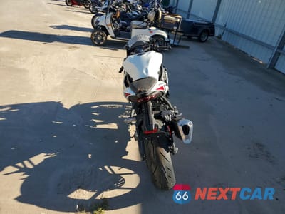 Czwarte zdjęcie samochodu z boku: 2025 KAWASAKI ZX636 K VIN:JKBZXJK12SA010000 - miniatura