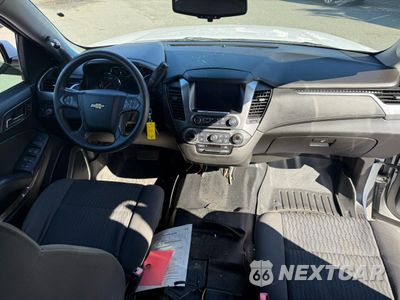 Zdjęcie 9 z 15 samochodu: 2018 CHEVROLET TAHOE POLICE VIN:1GNLCDEC3JR226956 - miniatura