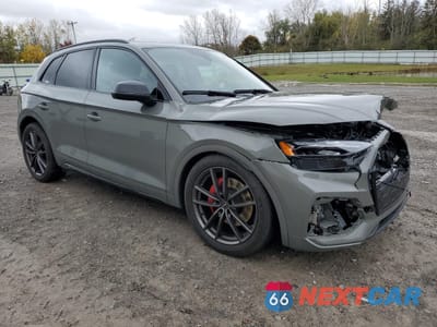 Czwarte zdjęcie samochodu z boku: 2024 AUDI SQ5 PREMIUM PLUS VIN:WA1B4AFY8R2129051 - miniatura