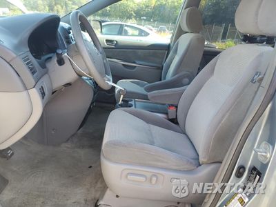 Zdjęcie 7 z 16 samochodu: 2007 TOYOTA SIENNA CE VIN:5TDZK23C27S083151 - miniatura