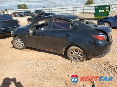 Drugie zdjęcie samochodu z przodu: 2017 TOYOTA YARIS IA VIN:3MYDLBYV1HY176983 - miniatura