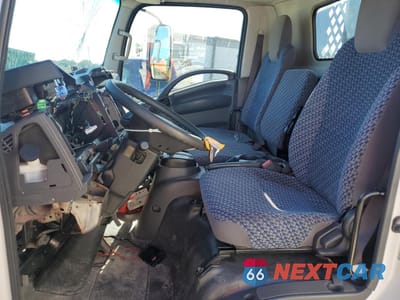 Zdjęcie 7 z 13 samochodu: 2023 ISUZU NRR VIN:JALE5W162P7302337 - miniatura