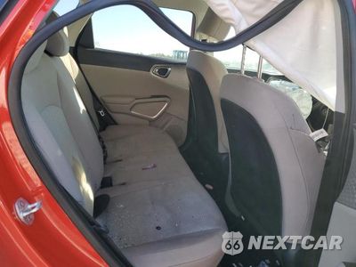 Zdjęcie 11 z 12 samochodu: 2020 KIA SOUL LX VIN:KNDJ23AU6L7702935 - miniatura
