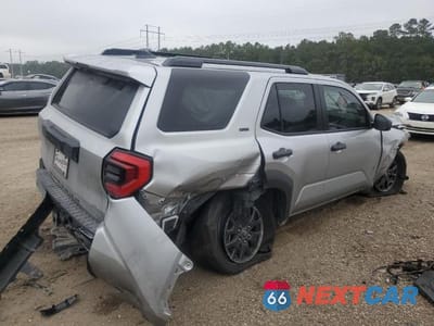 Trzecie zdjęcie samochodu z tyłu: 2025 TOYOTA 4RUNNER SR5 VIN:JTEVA5AR9S5006975 - miniatura