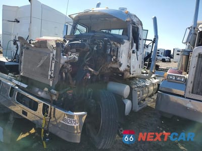 Zdjęcie 9 z 10 samochodu: 2023 MACK PINNACLE VIN:1M1PN4GYXPM011710 - miniatura
