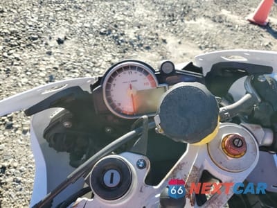 Zdjęcie 7 z 8 samochodu: 2010 BMW S 1000 RR VIN:WB1051705AZV41374 - miniatura