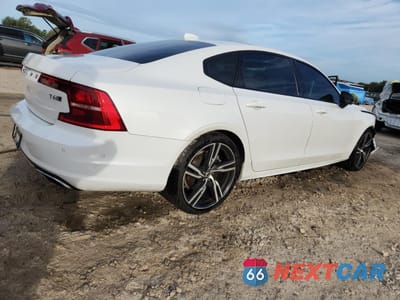 Trzecie zdjęcie samochodu z tyłu: 2020 VOLVO S90 T6 OCEAN RACE VIN:LVYA22MTXLP180218 - miniatura