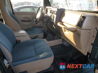 Zdjęcie 8 z 15 samochodu: 1999 JEEP WRANGLER / TJ SAHARA VIN:1J4FY49S5XP478358 - miniatura