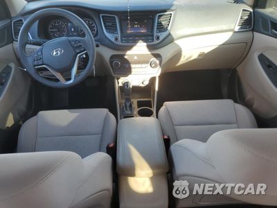 Zdjęcie 8 z 13 samochodu: 2016 HYUNDAI TUCSON SE VIN:KM8J23A43GU108967 - miniatura