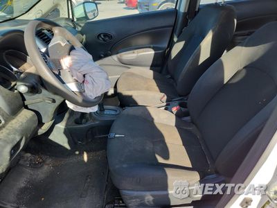 Zdjęcie 7 z 13 samochodu: 2017 NISSAN VERSA NOTE S VIN:3N1CE2CPXHL380565 - miniatura