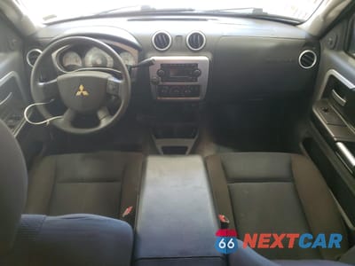 Zdjęcie 8 z 15 samochodu: 2007 MITSUBISHI RAIDER LS VIN:1Z7HT28K77S265996 - miniatura