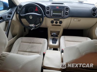 Zdjęcie 8 z 13 samochodu: 2009 VOLKSWAGEN TIGUAN S VIN:WVGAV75N19W533306 - miniatura