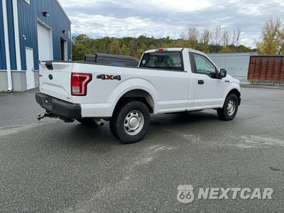 Czwarte zdjęcie samochodu z boku: 2016 FORD F150 VIN:1FTMF1EF2GKD49226 - miniatura