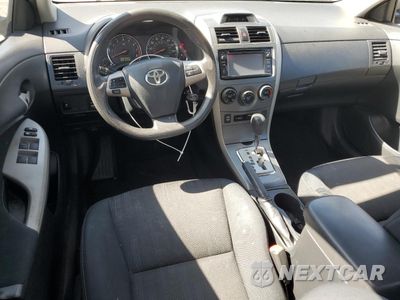 Zdjęcie 8 z 12 samochodu: 2012 TOYOTA COROLLA BASE VIN:2T1BU4EE2CC897289 - miniatura