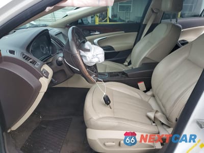 Zdjęcie 7 z 14 samochodu: 2016 BUICK REGAL VIN:2G4GK5EX8G9180643 - miniatura