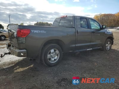 Trzecie zdjęcie samochodu z tyłu: 2013 TOYOTA TUNDRA DOUBLE CAB SR5 VIN:5TFUY5F17DX315415 - miniatura