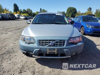 Piąte zdjęcie samochodu w środku: 2002 VOLVO V70 XC VIN:YV1SZ58D021068728 - miniatura