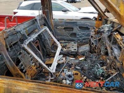 Zdjęcie 10 z 12 samochodu: 1997 GMC SIERRA K1500 VIN:1GDEK14R6VZ542927 - miniatura