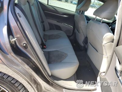 Zdjęcie 10 z 13 samochodu: 2019 TOYOTA CAMRY L VIN:4T1B11HK0KU854124 - miniatura
