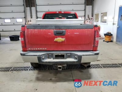 Zdjęcie 6 z 12 samochodu: 2013 CHEVROLET SILVERADO K2500 HEAVY DUTY VIN:1GC2KVCG6DZ109105 - miniatura