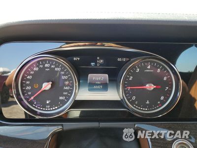 Zdjęcie 9 z 13 samochodu: 2018 MERCEDES-BENZ E 400 VIN:WDD1K6FB2JF030941 - miniatura