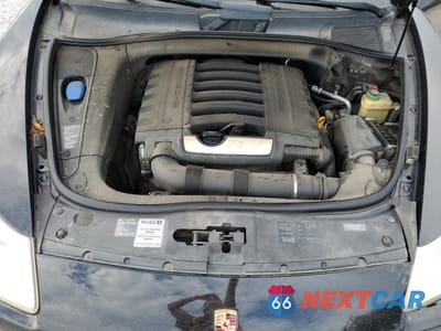 Zdjęcie 12 z 15 samochodu: 2010 PORSCHE CAYENNE VIN:WP1AA2AP1ALA05098 - miniatura