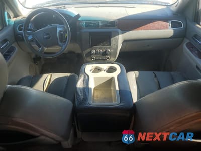 Zdjęcie 8 z 13 samochodu: 2007 GMC YUKON XL C1500 VIN:1GKFC16J97R184372 - miniatura