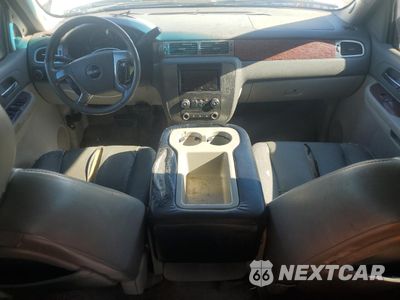 Zdjęcie 8 z 13 samochodu: 2007 GMC YUKON XL C1500 VIN:1GKFC16J97R184372 - miniatura