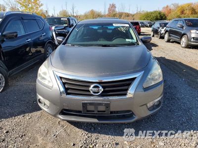 Piąte zdjęcie samochodu w środku: 2015 NISSAN ALTIMA 2.5 VIN:1N4AL3AP8FC409403 - miniatura