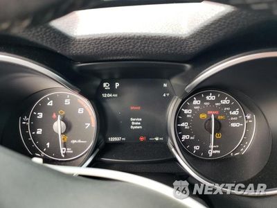 Zdjęcie 9 z 11 samochodu: 2018 ALFA ROMEO STELVIO SPORT VIN:ZASFAKPN5J7B69757 - miniatura