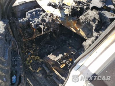 Zdjęcie 8 z 13 samochodu: 2011 KIA SORENTO BASE VIN:5XYKT3A10BG184622 - miniatura