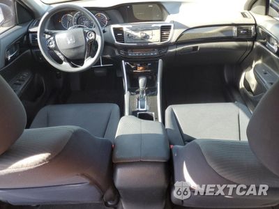 Zdjęcie 8 z 13 samochodu: 2017 HONDA ACCORD LX VIN:1HGCR2F39HA108074 - miniatura