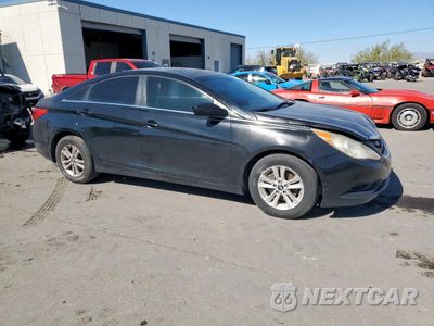 Czwarte zdjęcie samochodu z boku: 2013 HYUNDAI SONATA GLS VIN:5NPEB4AC5DH636888 - miniatura