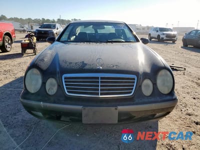 Piąte zdjęcie samochodu w środku: 1999 MERCEDES-BENZ CLK 320 VIN:WDBLJ65G8XF063064 - miniatura