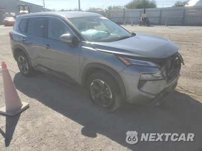 Czwarte zdjęcie samochodu z boku: 2025 NISSAN ROGUE SV VIN:JN8BT3BA6PW422485 - miniatura