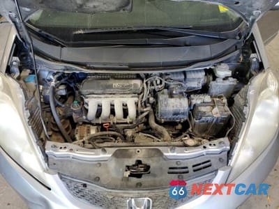 Zdjęcie 11 z 13 samochodu: 2010 HONDA FIT SPORT VIN:JHMGE8H49AC001975 - miniatura