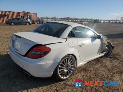 Trzecie zdjęcie samochodu z tyłu: 2005 MERCEDES-BENZ SLK 55 AMG VIN:WDBWK73F45F059438 - miniatura