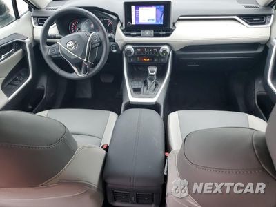 Zdjęcie 8 z 16 samochodu: 2023 TOYOTA RAV4 XLE PREMIUM VIN:2T3A1RFV8PW385676 - miniatura