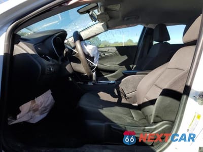 Zdjęcie 7 z 12 samochodu: 2019 CHEVROLET MALIBU LS VIN:1G1ZB5ST2KF191547 - miniatura