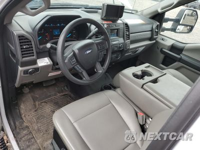Zdjęcie 8 z 12 samochodu: 2019 FORD F550 SUPER DUTY BUCKET TRUCK VIN:1FDUF5GT8KDA00476 - miniatura