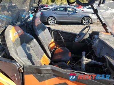 Piąte zdjęcie samochodu w środku: 2014 POLARIS RZR 1000 XP EPS VIN:4XAST1EA1EB923128 - miniatura