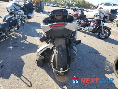 Czwarte zdjęcie samochodu z boku: 2021 CAN-AM SPYDER ROADSTER RT VIN:2BXNBDD43MV000274 - miniatura