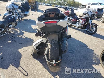 Czwarte zdjęcie samochodu z boku: 2021 CAN-AM SPYDER ROADSTER RT VIN:2BXNBDD43MV000274 - miniatura